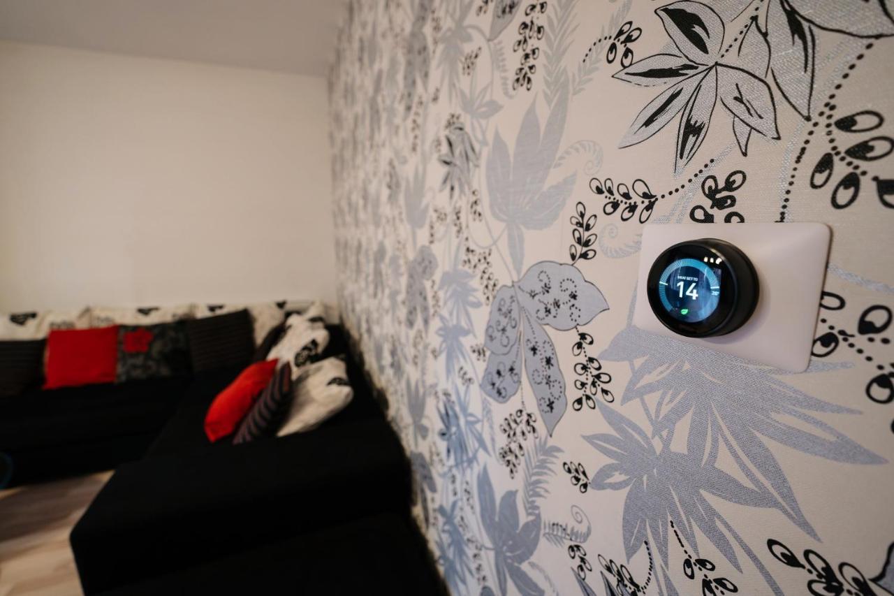 Quiet 3-Room Apt - 2 Parking Spaces - 5 Min Bus Floreşti Εξωτερικό φωτογραφία